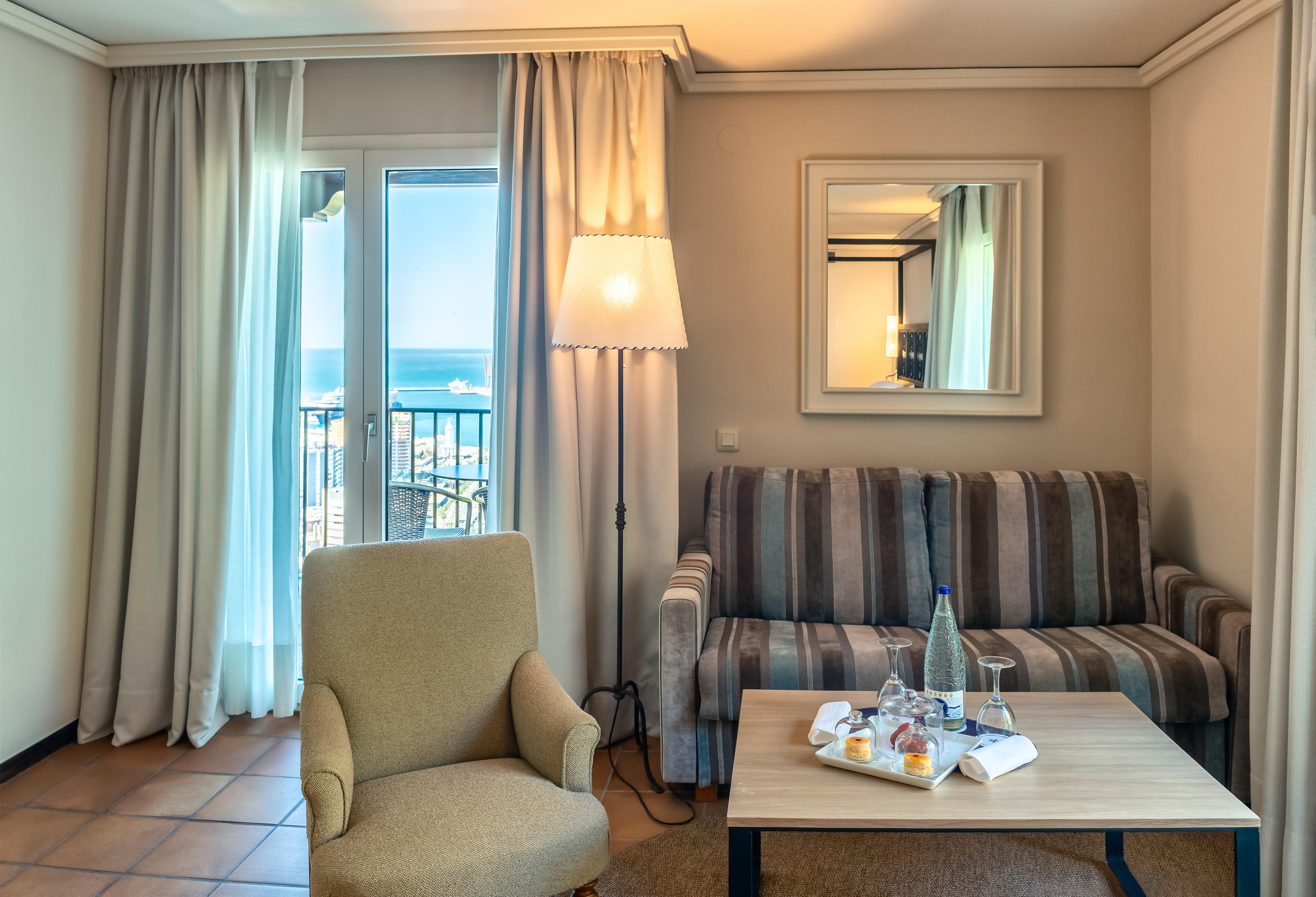 Parador De Malaga Gibralfaro Luaran gambar