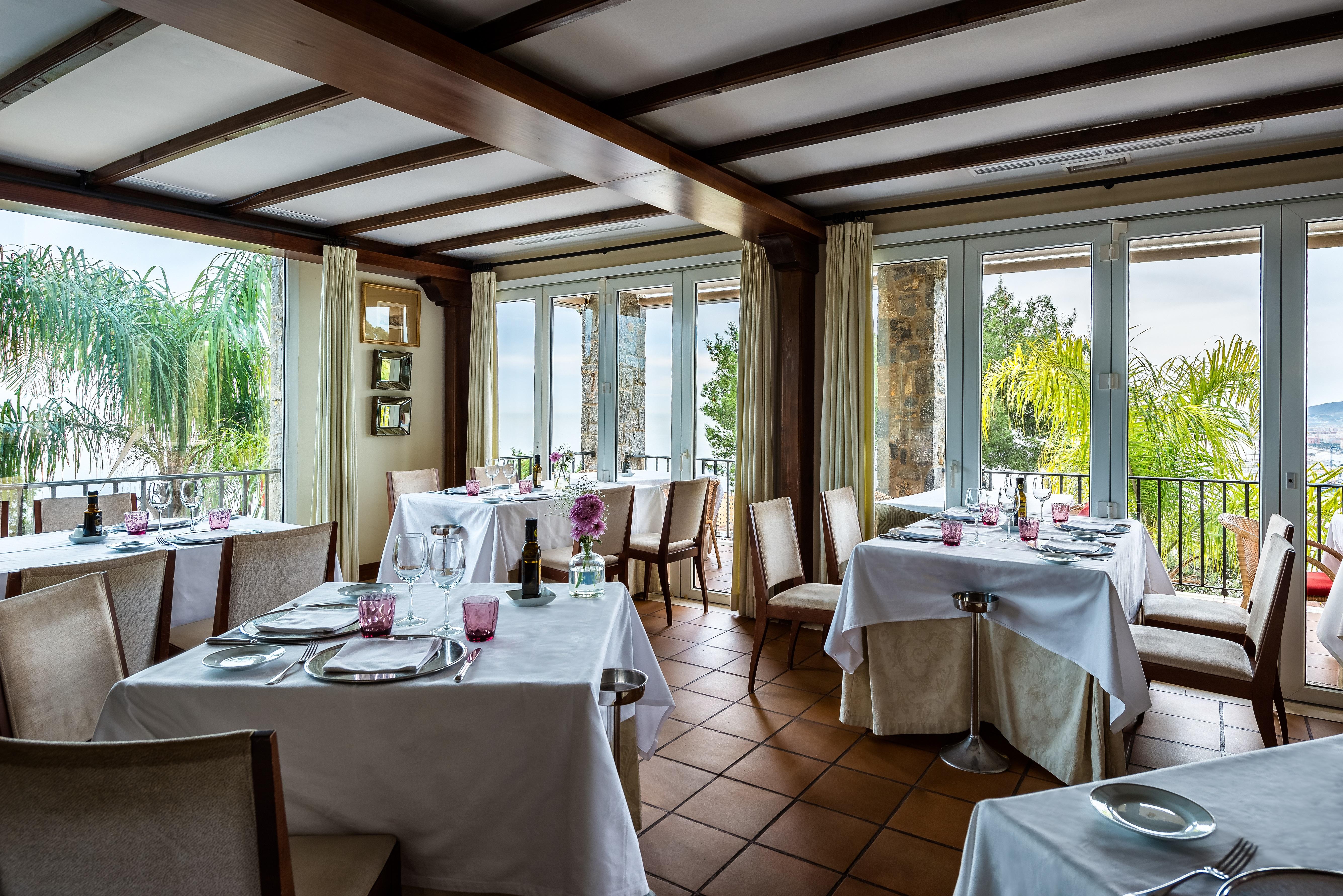 Parador De Malaga Gibralfaro Luaran gambar