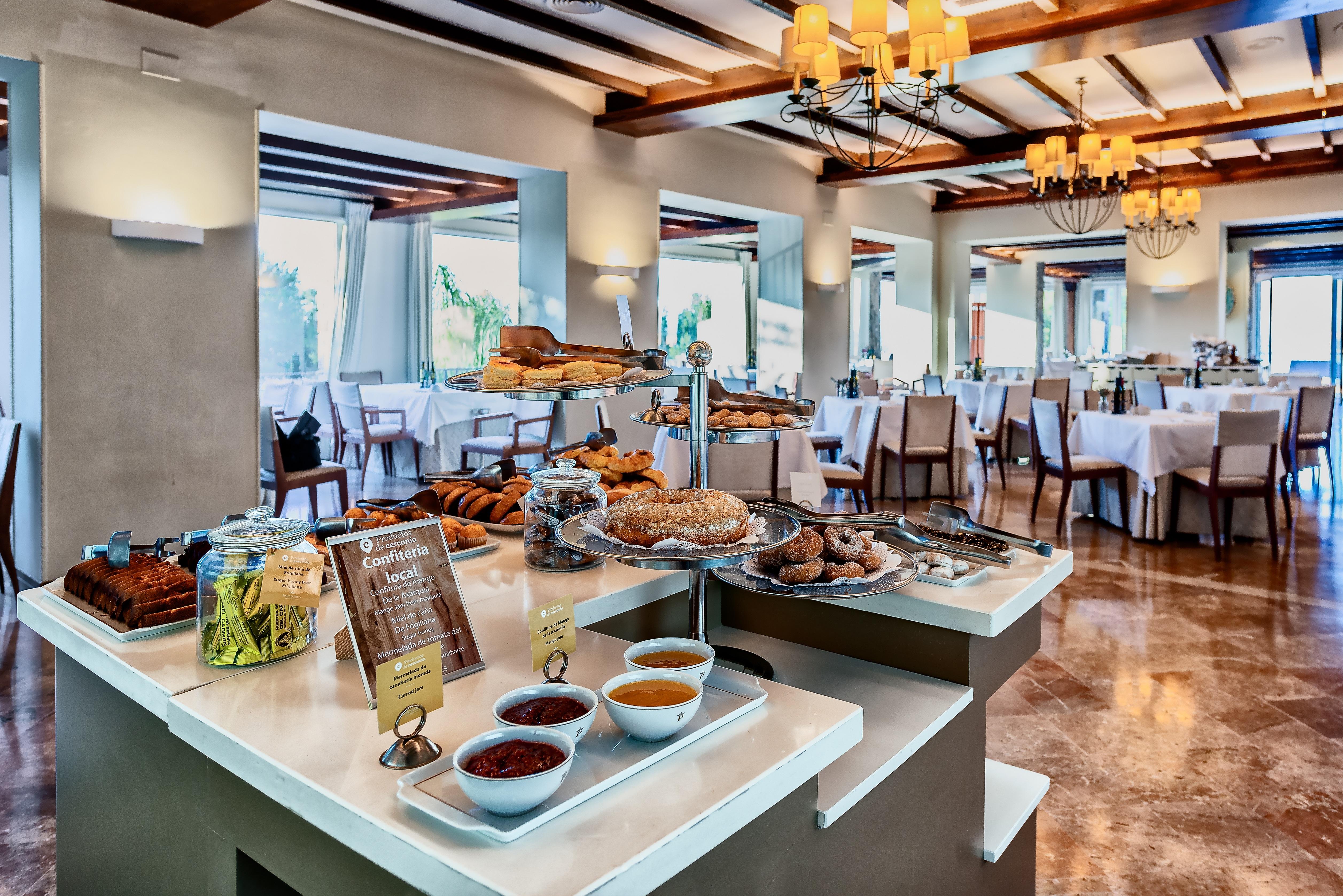 Parador De Malaga Gibralfaro Luaran gambar