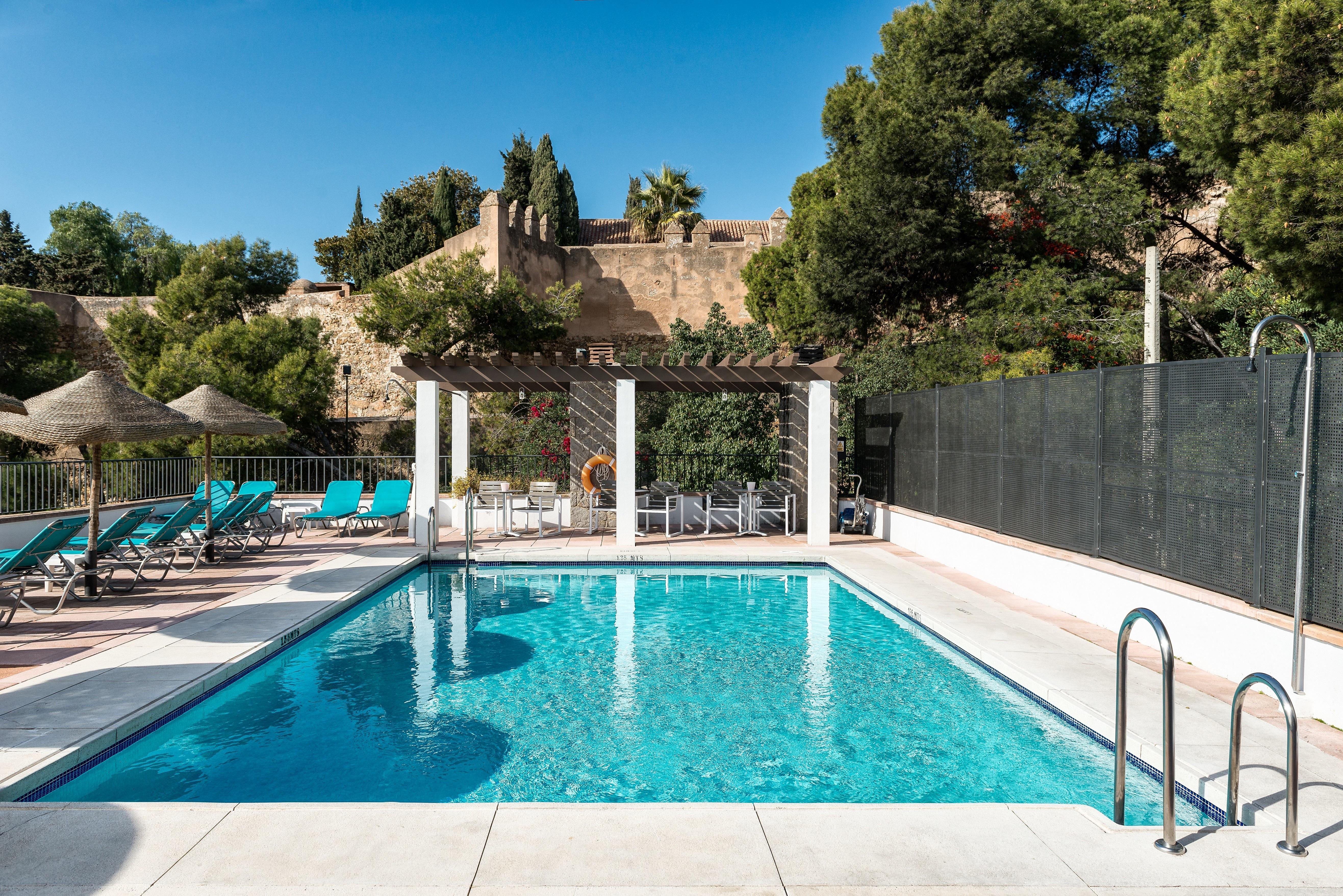 Parador De Malaga Gibralfaro Luaran gambar