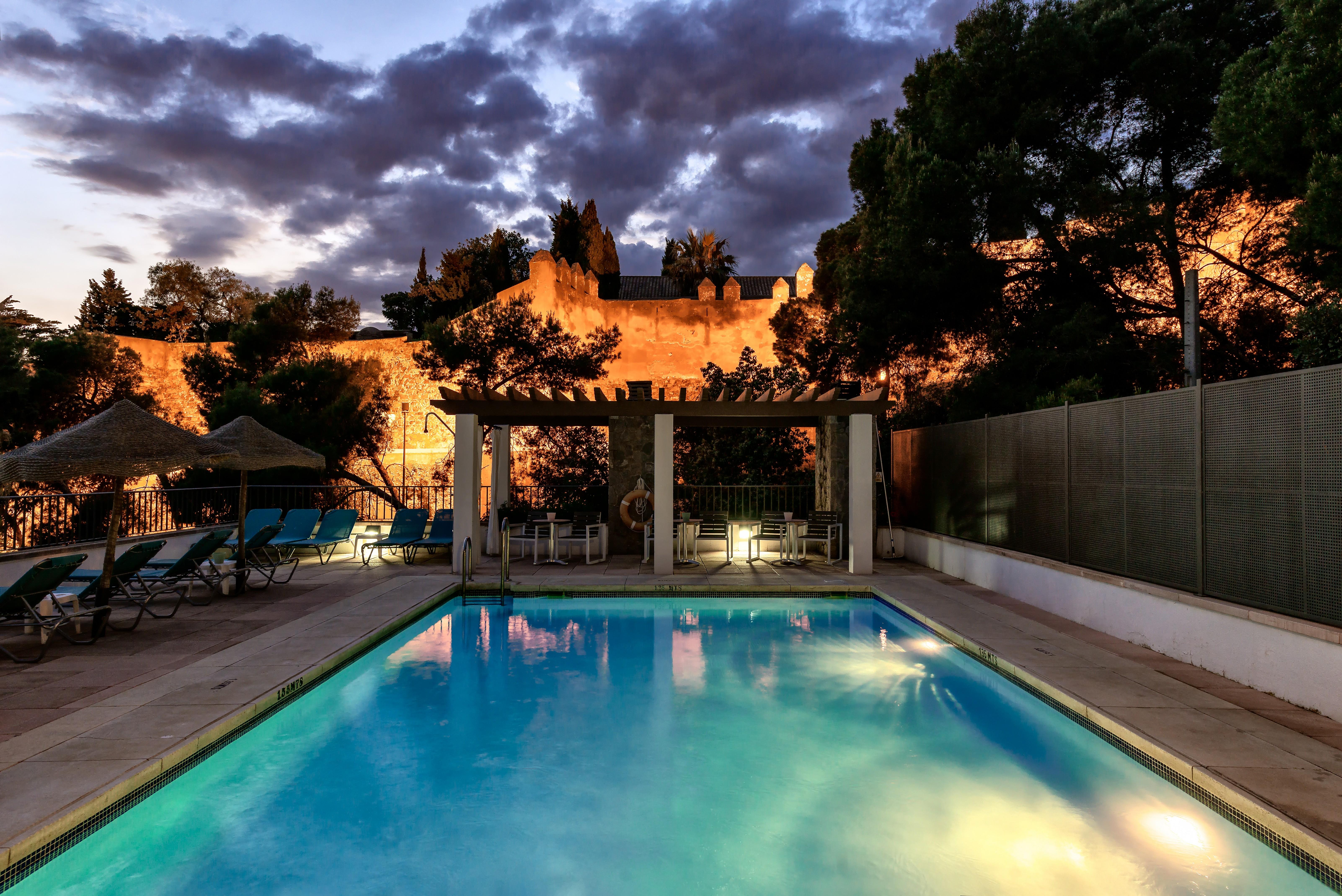 Parador De Malaga Gibralfaro Luaran gambar