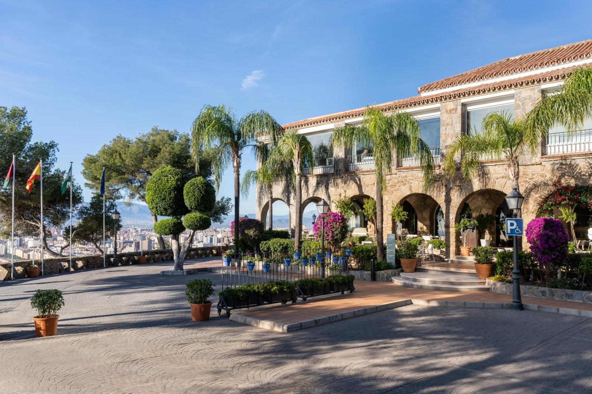 Parador De Malaga Gibralfaro Luaran gambar