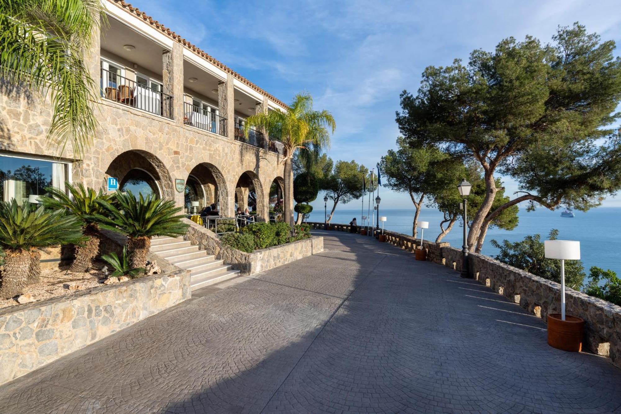 Parador De Malaga Gibralfaro Luaran gambar
