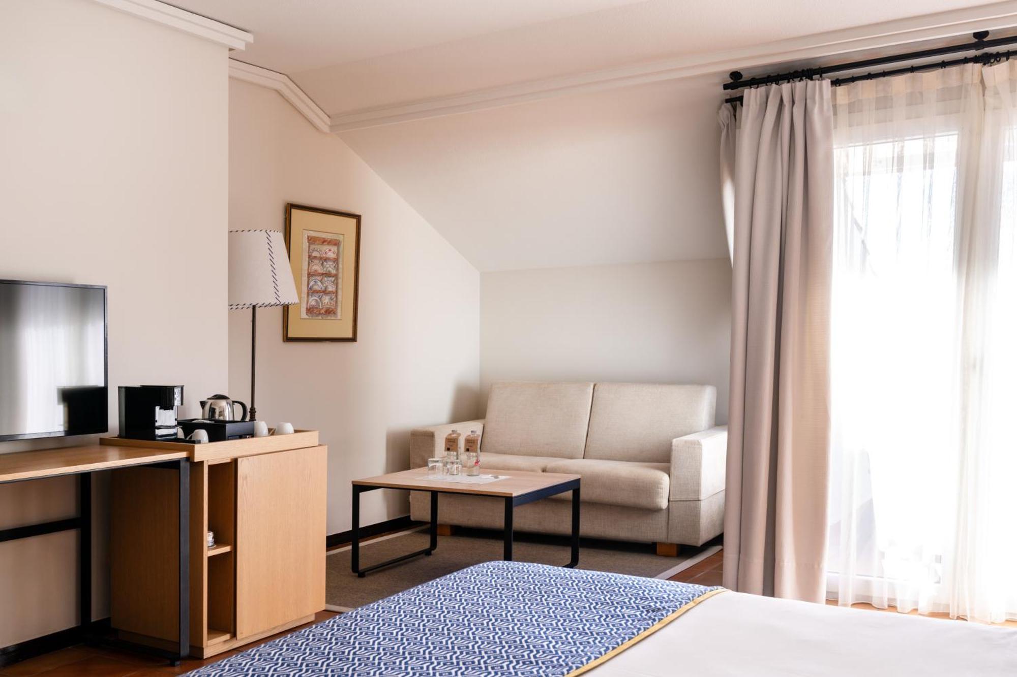Parador De Malaga Gibralfaro Luaran gambar