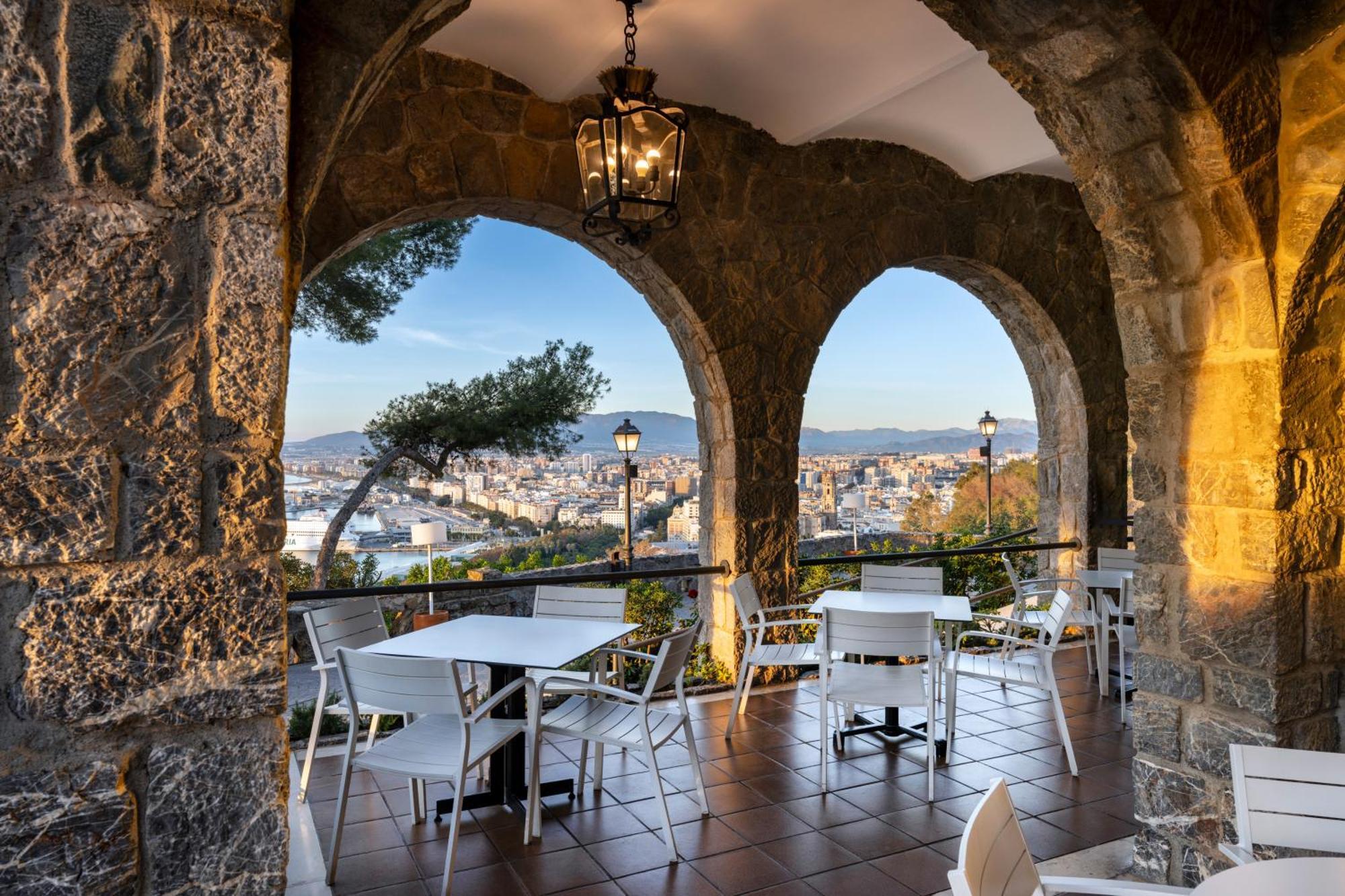 Parador De Malaga Gibralfaro Luaran gambar
