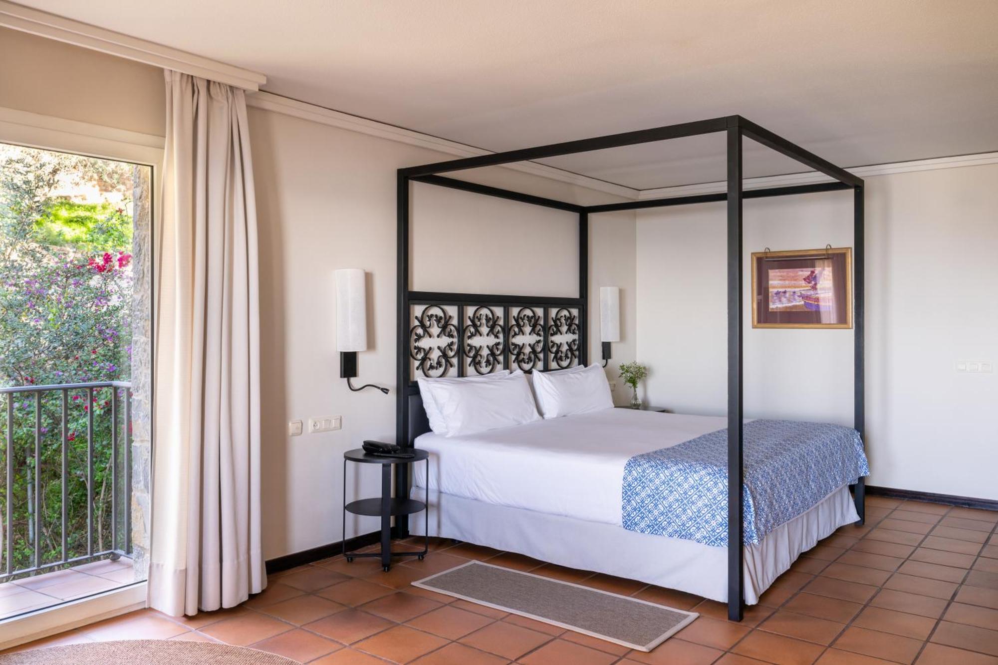 Parador De Malaga Gibralfaro Luaran gambar