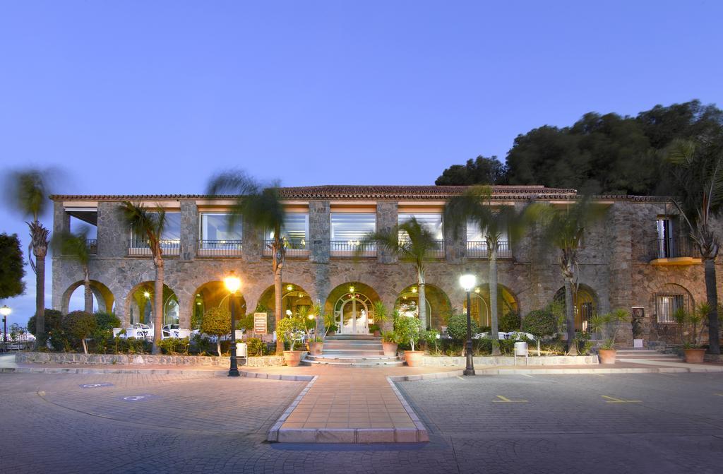 Parador De Malaga Gibralfaro Luaran gambar